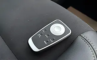 Used 2012 Renault Clio Dynamique Tomtom Grey - Interior and Exterior details 18