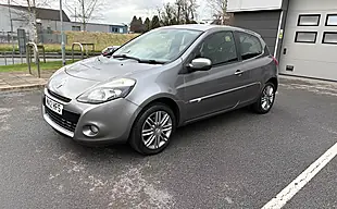 Used 2012 Renault Clio Dynamique Tomtom Grey - Interior and Exterior details 9