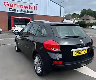 Used 2012 Renault Clio Dynamique Tomtom Sport Tourer Black - Interior and Exterior details 5
