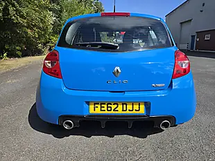 Used 2012 Renault Clio Renaultsport Blue - Interior and Exterior details 18