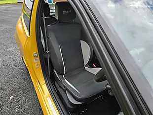 Used 2012 Renault Clio Renaultsport Yellow - Interior and Exterior details 5