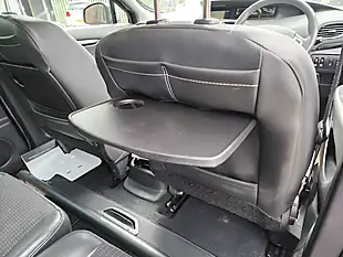 Used 2012 Renault Grand Scenic Dynamique Tomtom Black - Interior and Exterior details 17