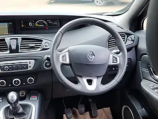 Used 2012 Renault Grand Scenic Dynamique Tomtom Black - Interior and Exterior details 8
