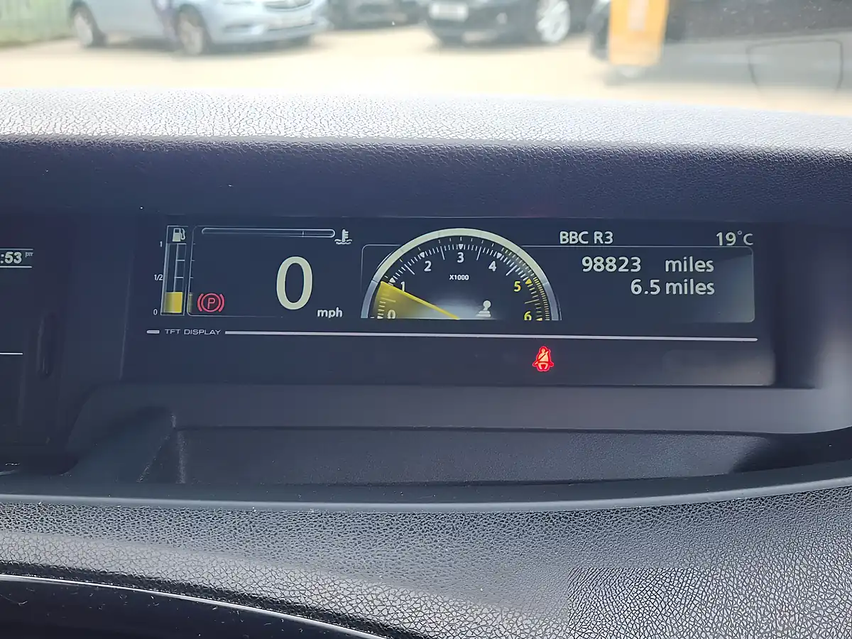 Used 2012 Renault Grand Scenic Dynamique Tomtom Black - Interior and Exterior details 9