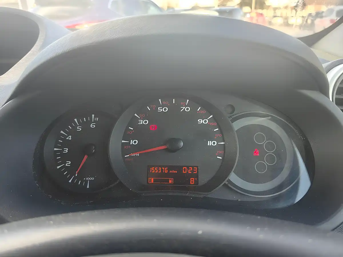 Used 2012 Renault Kangoo L2 H1 3dr White - Interior and Exterior details 10