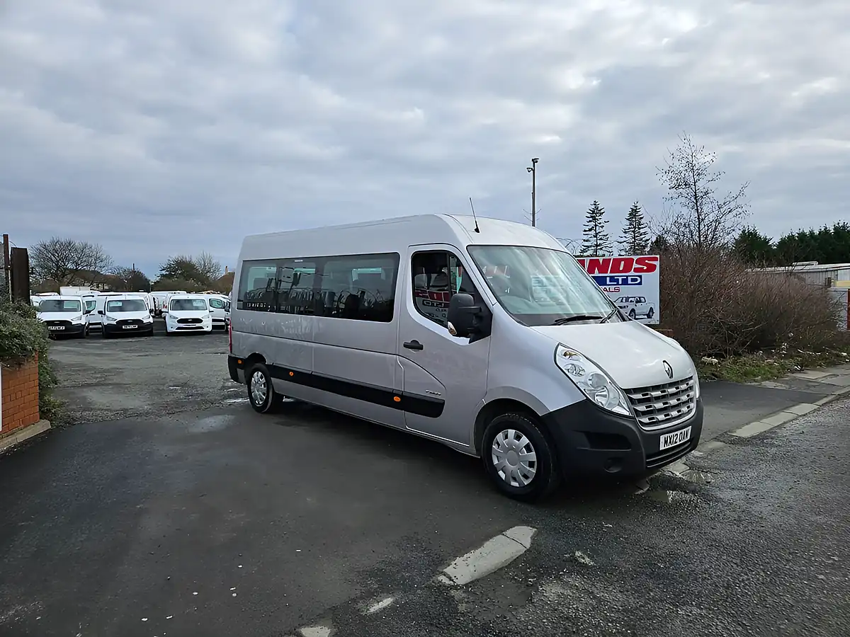 Used 2012 Renault Master LM39 Grey - Front View