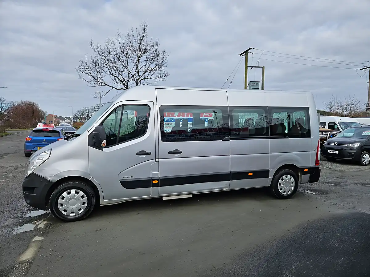 Used 2012 Renault Master LM39 Grey - Interior and Exterior details 5