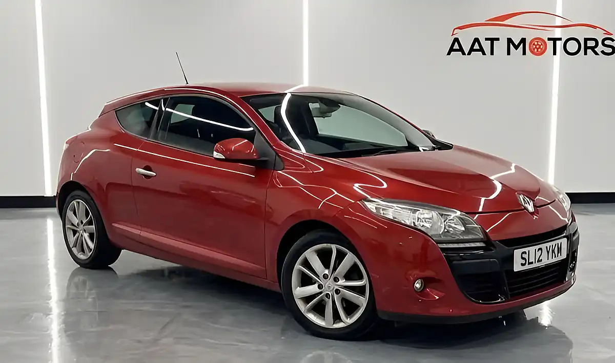 Used 2012 Renault Megane Dynamique Tomtom Orange - Interior and Exterior details 2