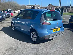 Used 2012 Renault Scenic Dynamique Tomtom Blue - Interior and Exterior details 4