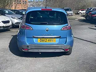 Used 2012 Renault Scenic Dynamique Tomtom Blue - Interior and Exterior details 6