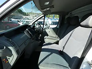Used 2012 Renault Trafic SL27 Eco L1H1 Swb White - Interior and Exterior details 8