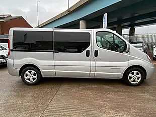 Used 2012 Renault Trafic Sport Silver - Interior and Exterior details 11
