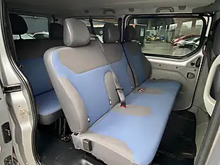 Used 2012 Renault Trafic Sport Silver - Interior and Exterior details 13