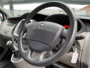 Used 2012 Renault Trafic Sport Silver - Interior and Exterior details 20