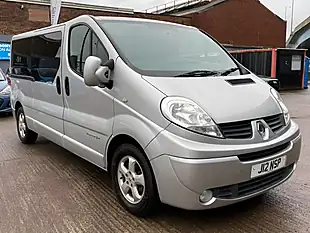 Used 2012 Renault Trafic Sport Silver - Interior and Exterior details 4