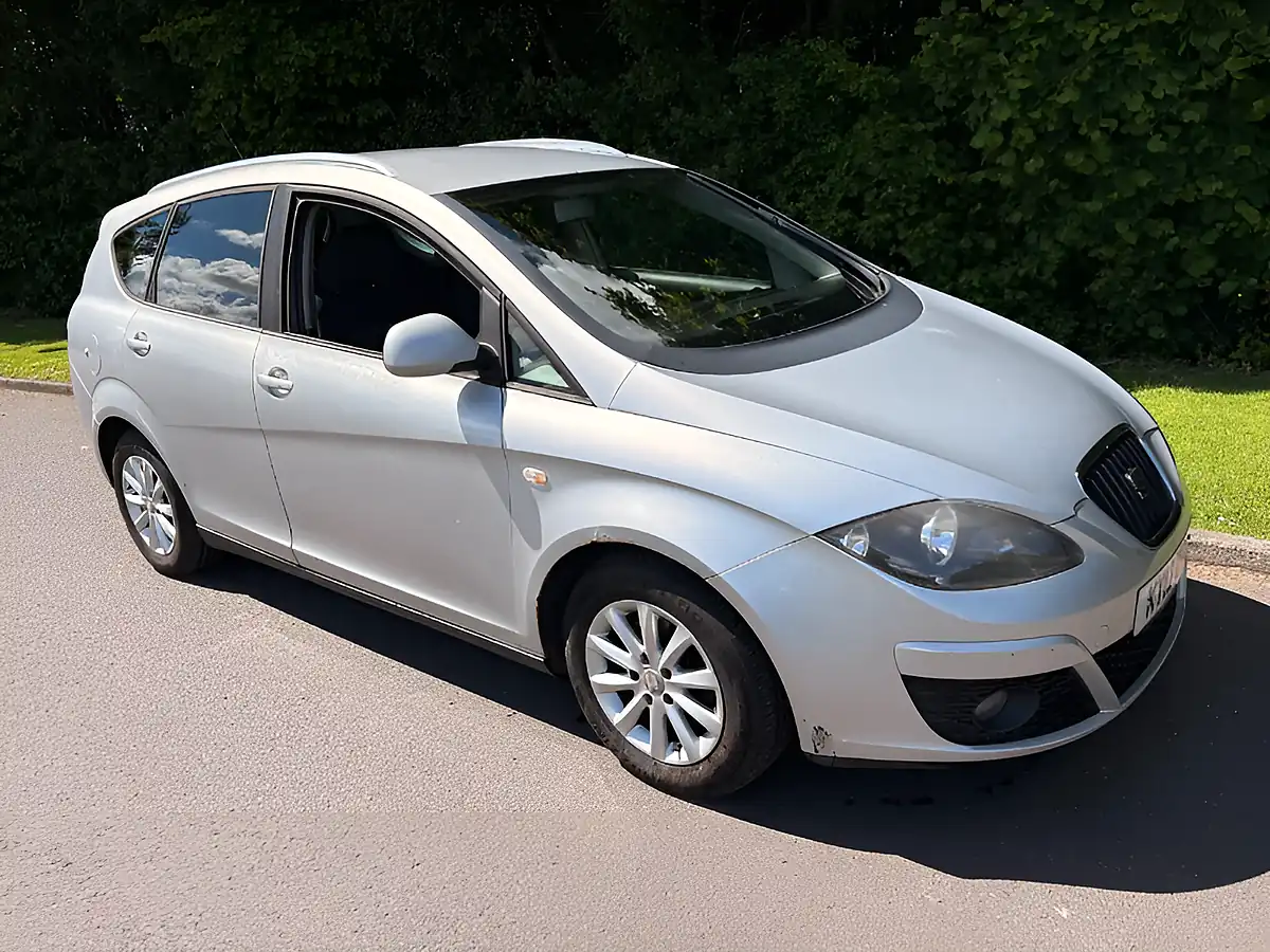 Used 2012 SEAT Altea Xl Se Silver - Interior and Exterior details 4