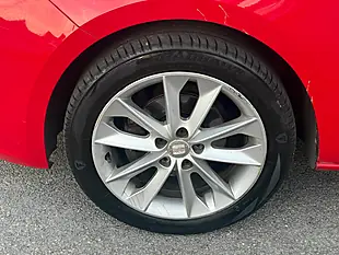 Used 2012 SEAT Ibiza Fr Red - Interior and Exterior details 11