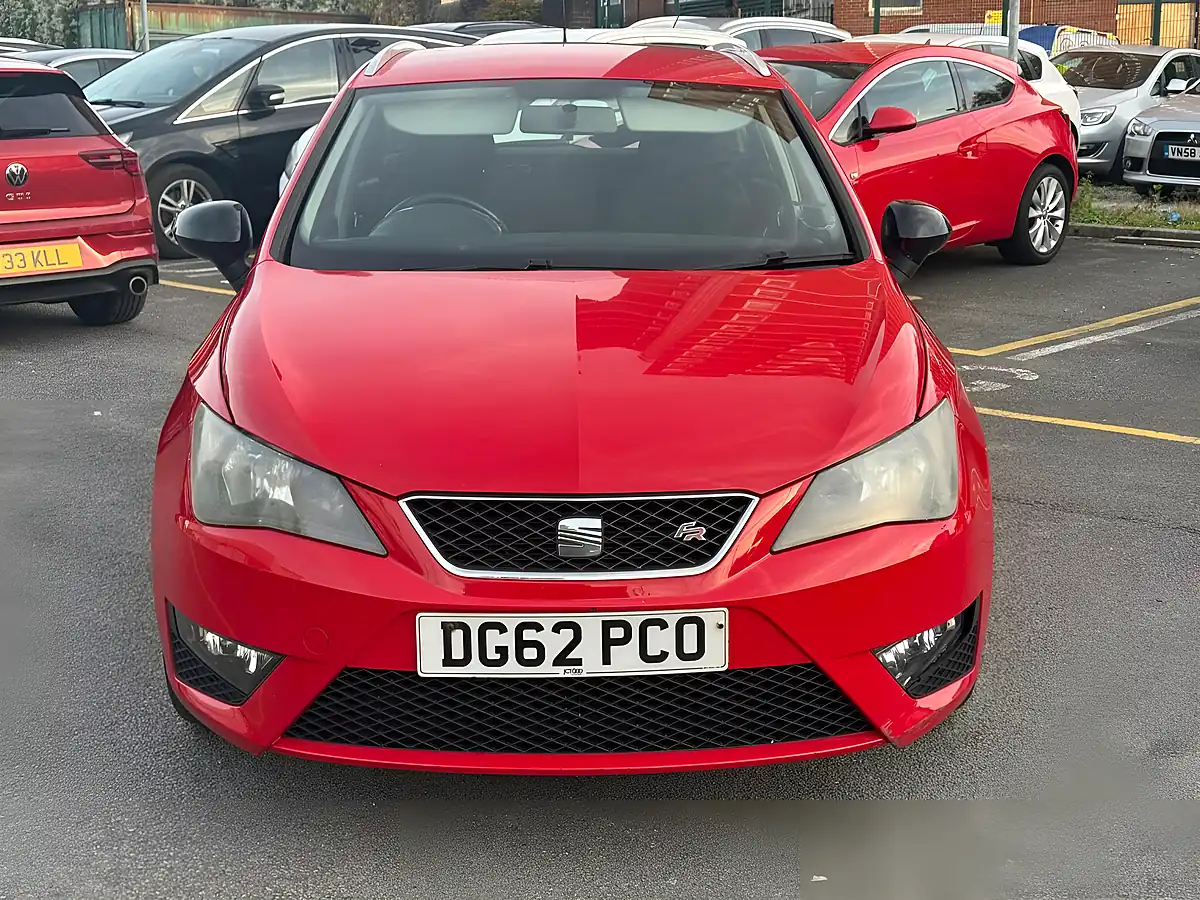 Used 2012 SEAT Ibiza Fr Red - Interior and Exterior details 2