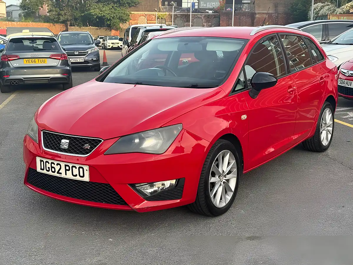 Used 2012 SEAT Ibiza Fr Red - Interior and Exterior details 3