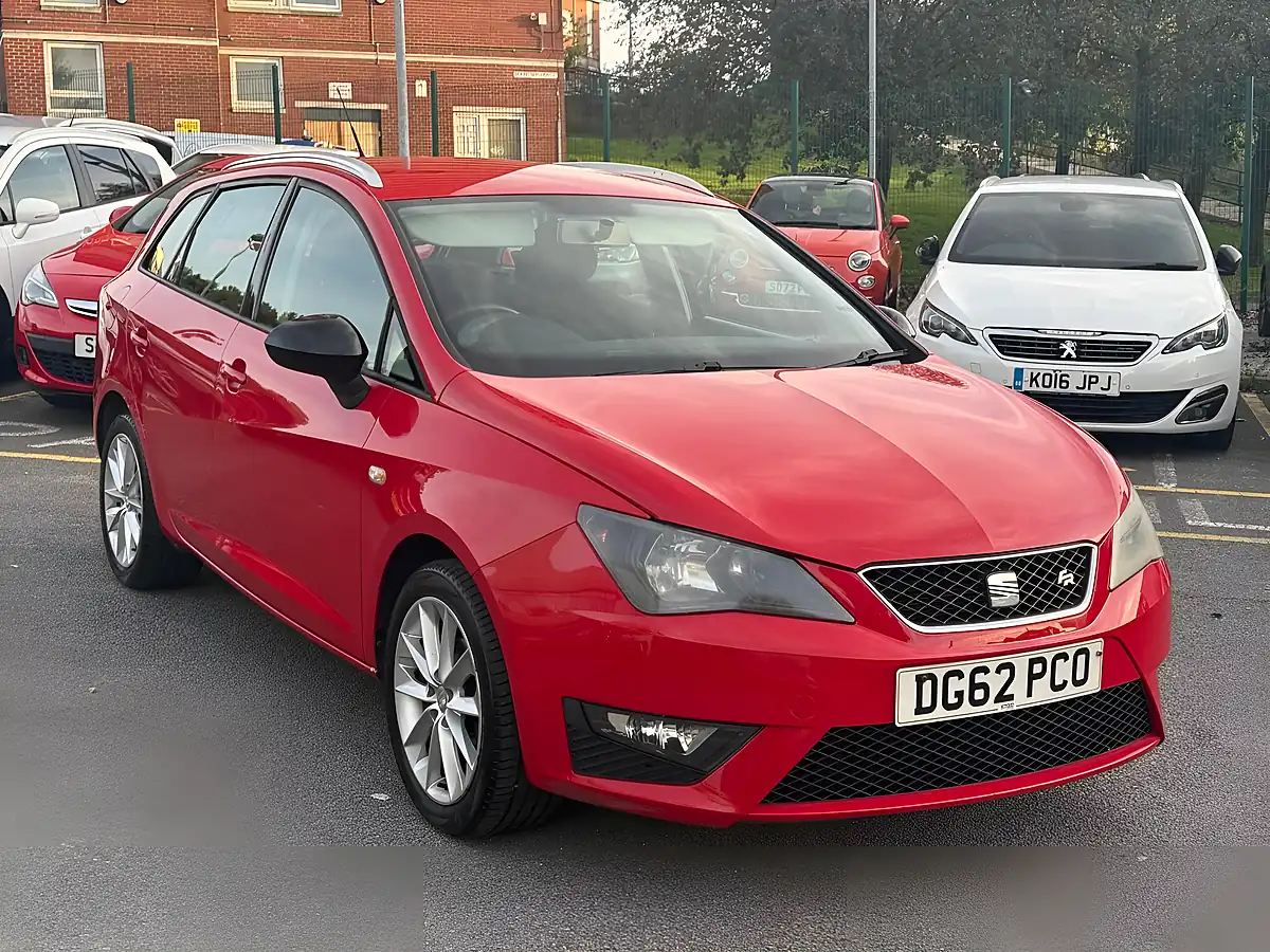 Used 2012 SEAT Ibiza Fr Red - Interior and Exterior details 5