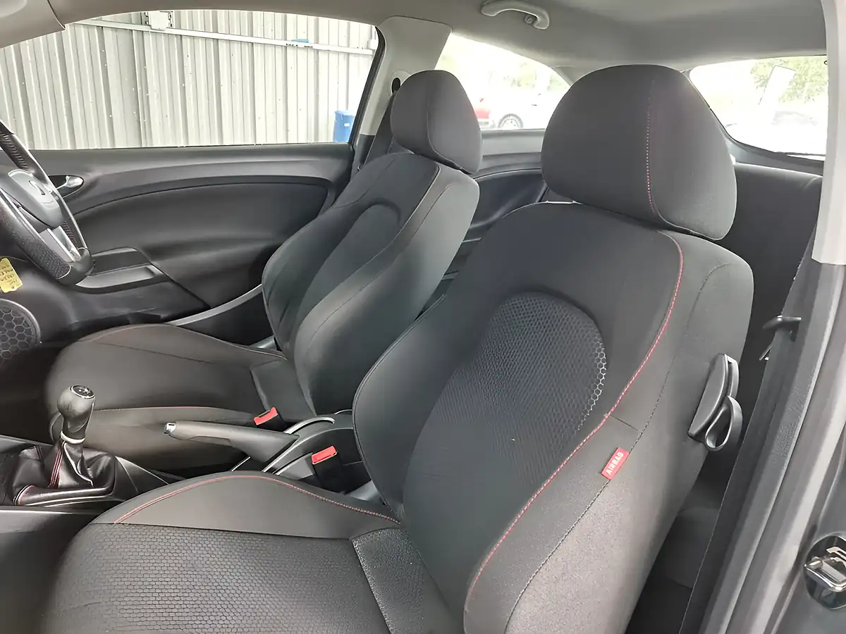 Used 2012 SEAT Ibiza Fr Sport Grey - Interior and Exterior details 12