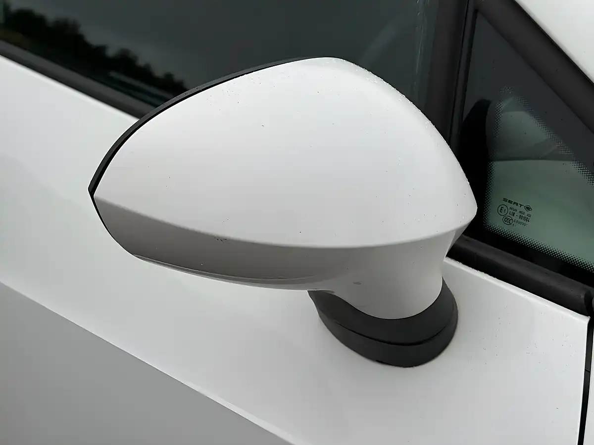 Used 2012 SEAT Ibiza Fr White - Interior and Exterior details 10