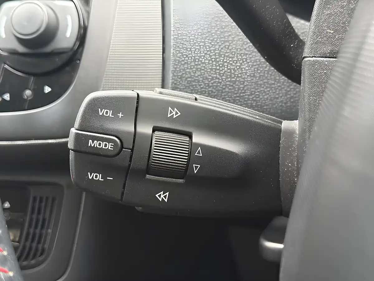 Used 2012 SEAT Ibiza Fr White - Interior and Exterior details 16