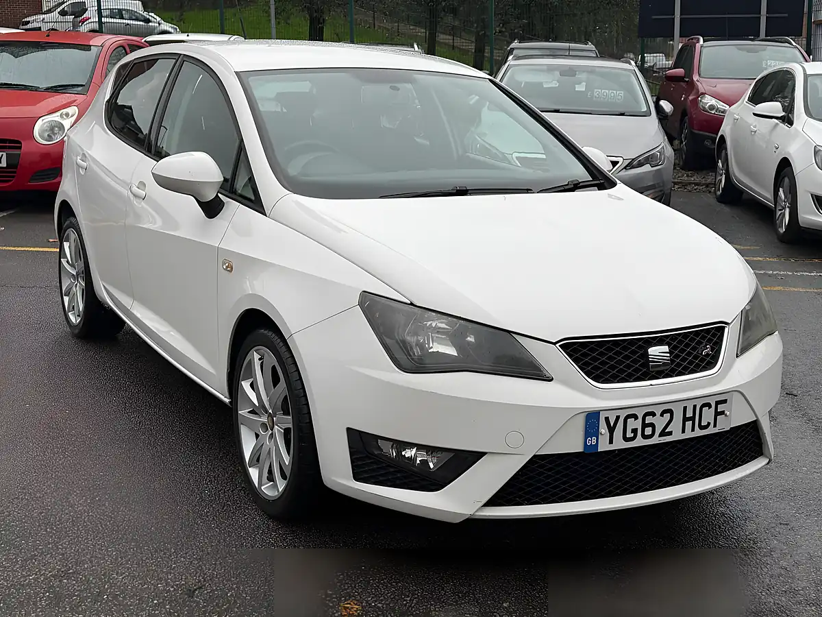 Used 2012 SEAT Ibiza Fr White - Interior and Exterior details 6