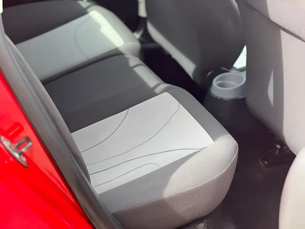 Used 2012 SEAT Ibiza S Red - Interior and Exterior details 10