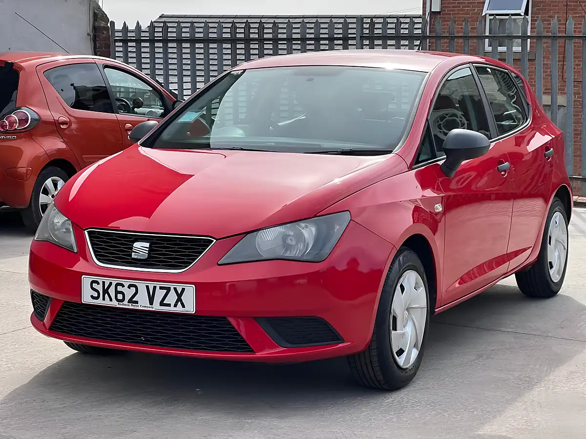Used 2012 SEAT Ibiza S Red - Interior and Exterior details 2