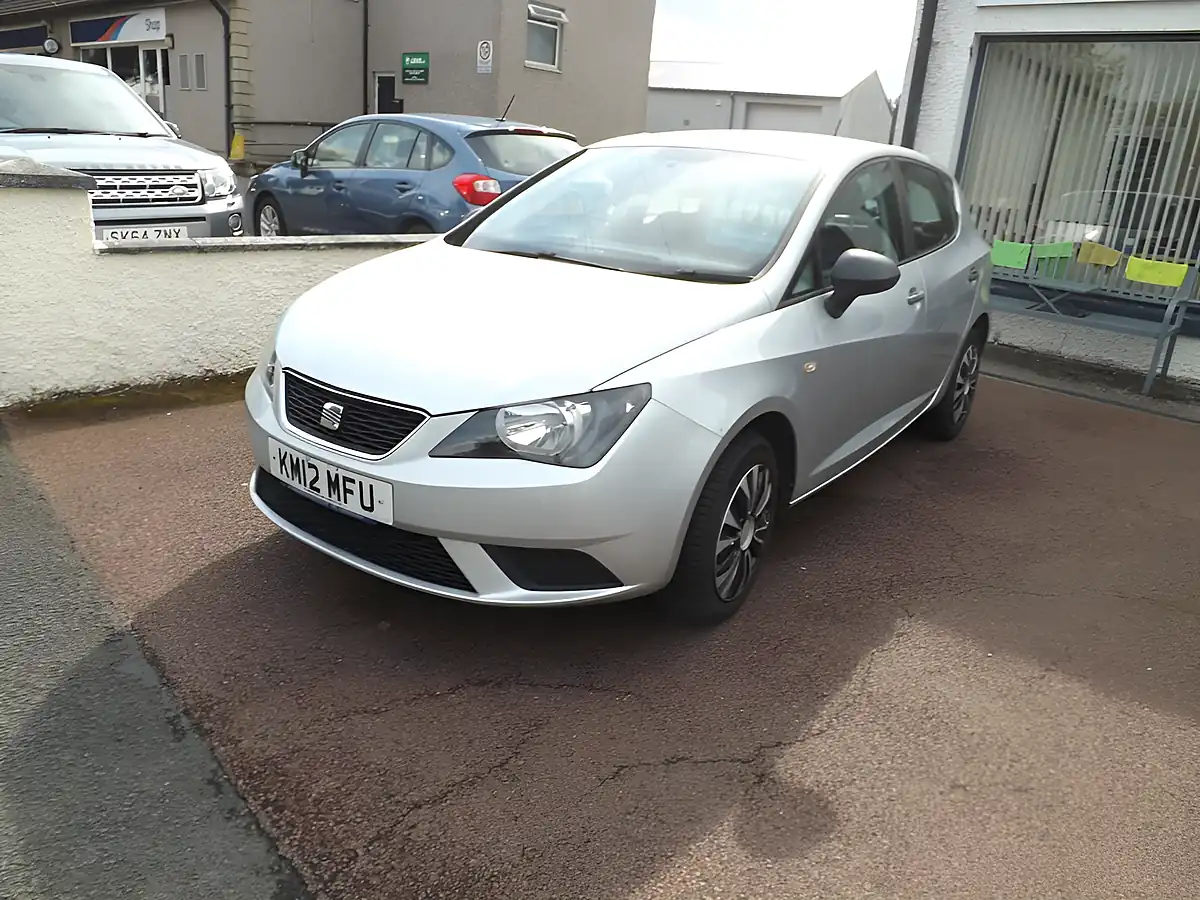 Used 2012 SEAT Ibiza S Silver - Interior and Exterior details 4