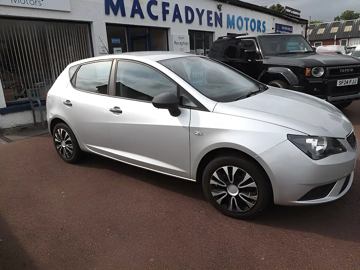 Used 2012 SEAT Ibiza S Silver - Interior and Exterior details 6