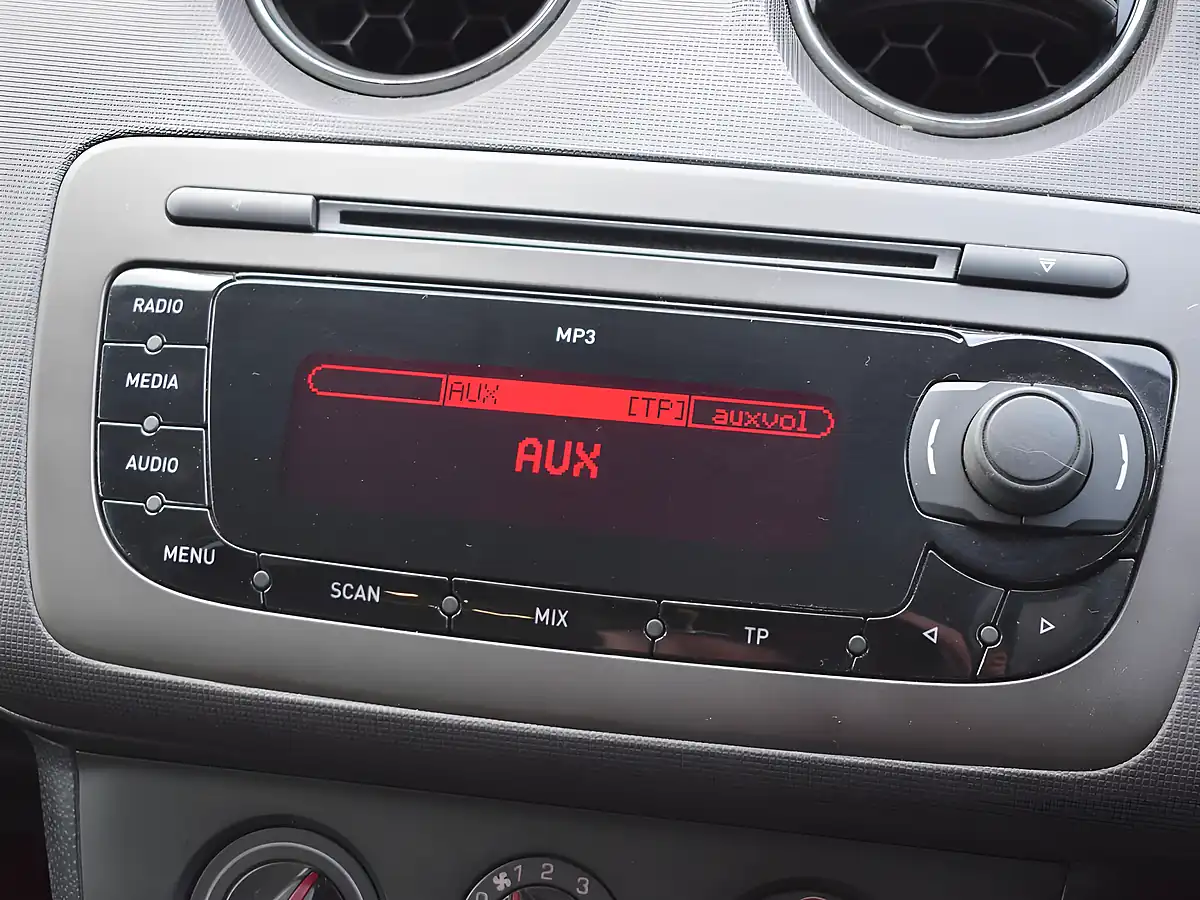 Used 2012 SEAT Ibiza Se Sport Coupe Black - Interior and Exterior details 16