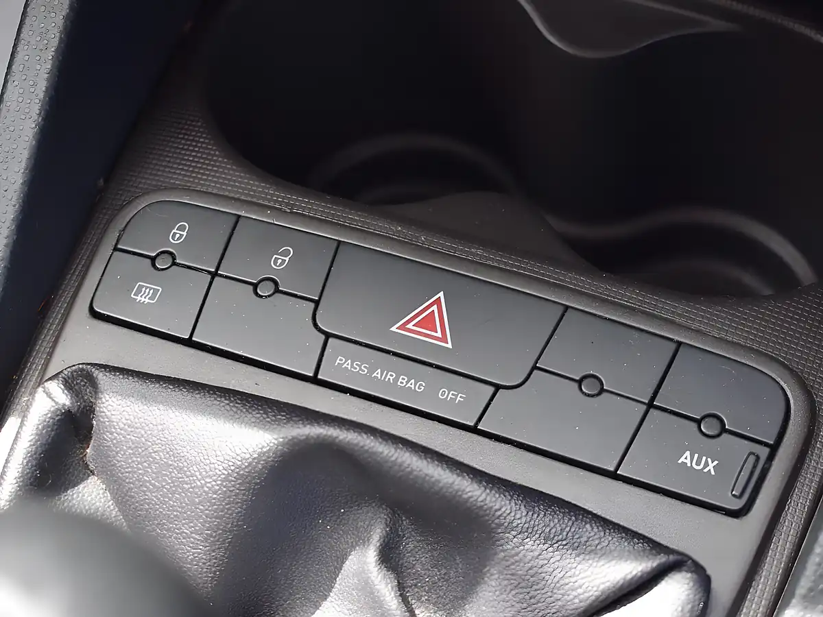 Used 2012 SEAT Ibiza Se Sport Coupe Black - Interior and Exterior details 17