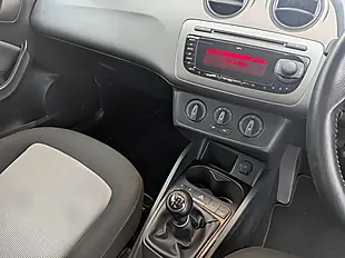 Used 2012 SEAT Ibiza Se White - Interior and Exterior details 12