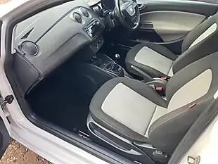 Used 2012 SEAT Ibiza Se White - Interior and Exterior details 7