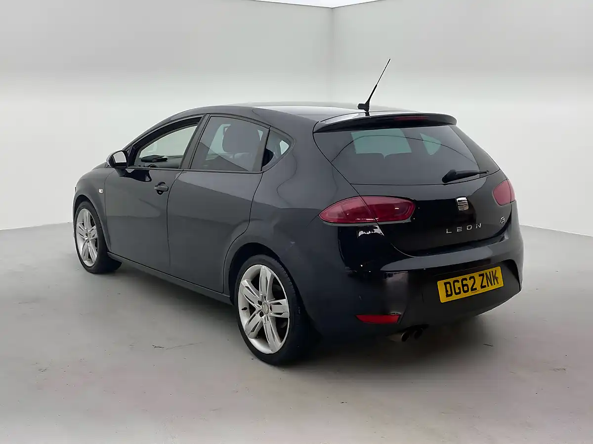 Used 2012 SEAT Leon Fr+ Black - Interior and Exterior details 7
