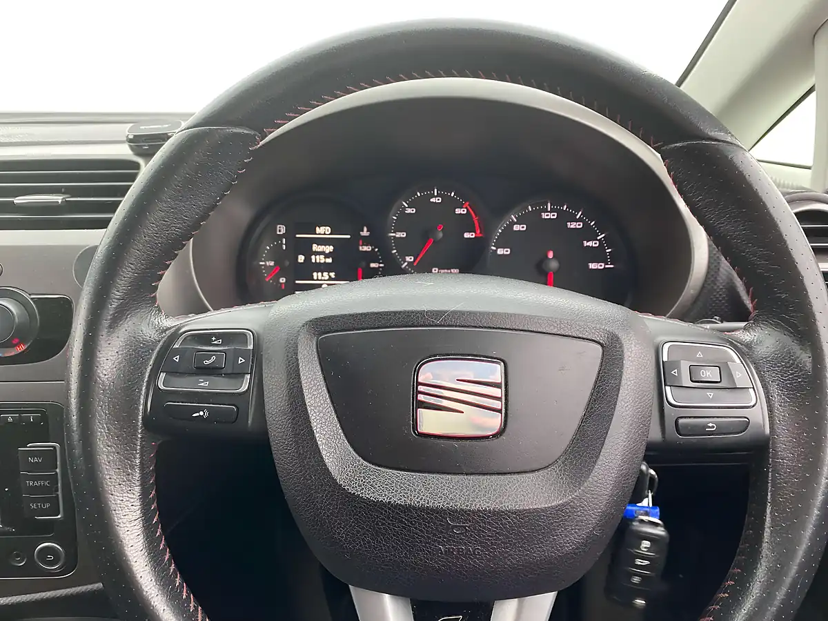 Used 2012 SEAT Leon Fr+ Black - Interior and Exterior details 9