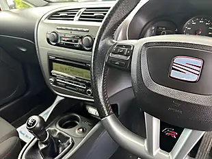Used 2012 SEAT Leon Fr Red - Interior and Exterior details 9