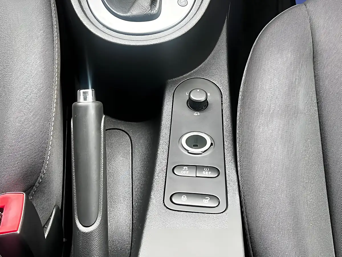 Used 2012 SEAT Leon Se Copa Silver - Interior and Exterior details 13