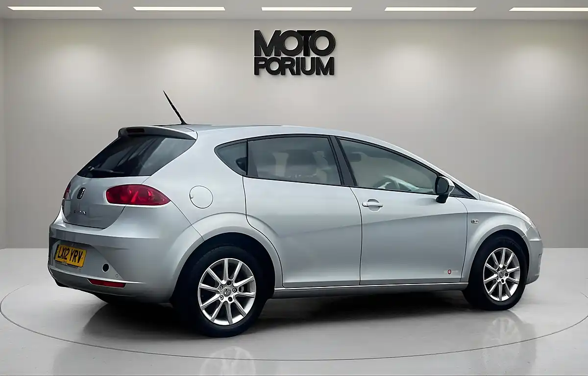 Used 2012 SEAT Leon Se Copa Silver - Interior and Exterior details 20