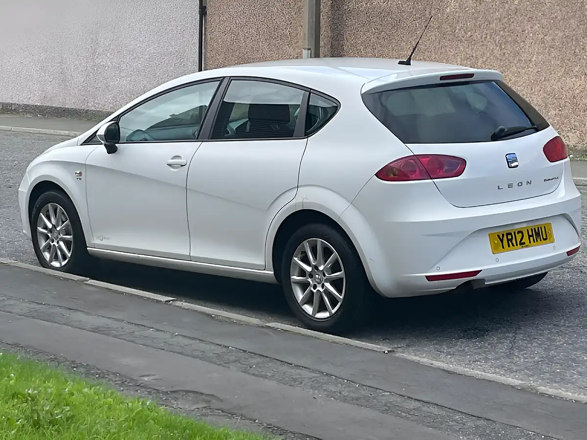 Used 2012 SEAT Leon Se Copa White - Interior and Exterior details 7