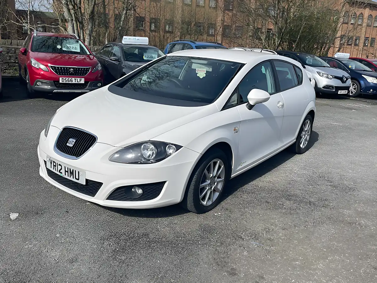 Used 2012 SEAT Leon Se Copa White - Interior and Exterior details 3