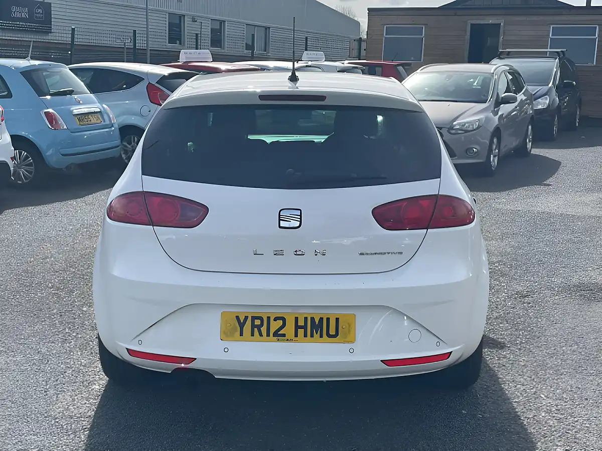 Used 2012 SEAT Leon Se Copa White - Interior and Exterior details 6