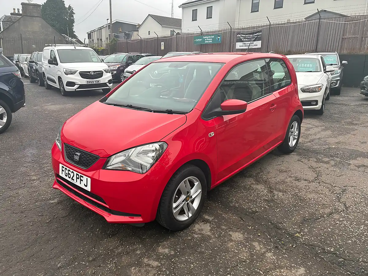 Used 2012 SEAT Mii Se Red - Interior and Exterior details 7