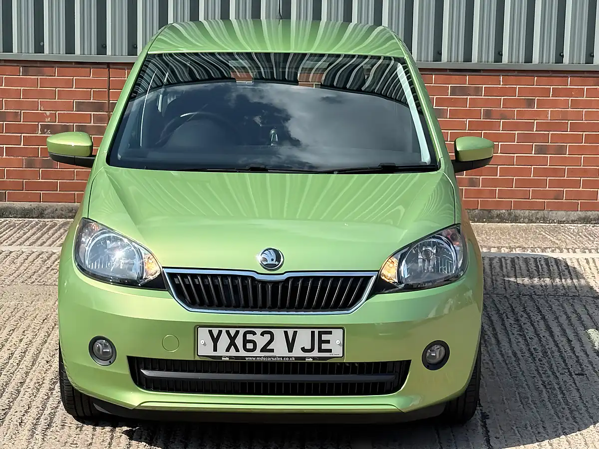 Used 2012 Skoda Citigo Elegance Green - Interior and Exterior details 3