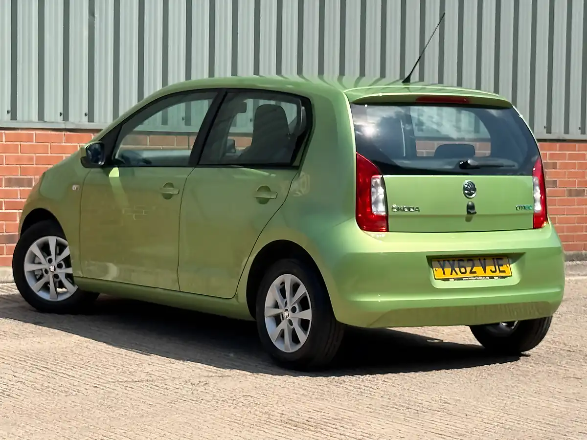 Used 2012 Skoda Citigo Elegance Green - Interior and Exterior details 5