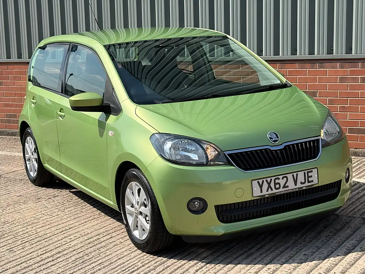 Used 2012 Skoda Citigo Elegance Green - Interior and Exterior details 8