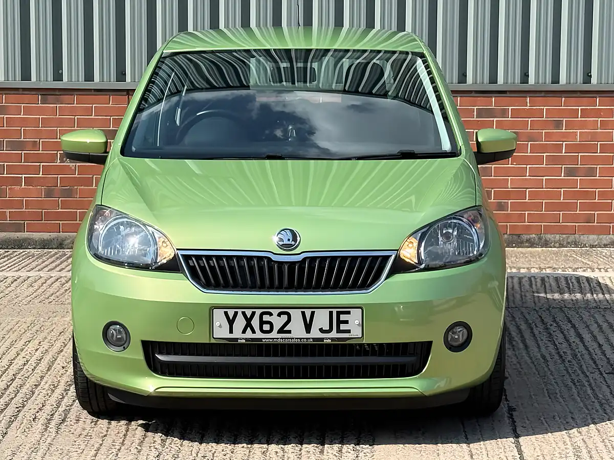 Used 2012 Skoda Citigo Elegance Green - Interior and Exterior details 9