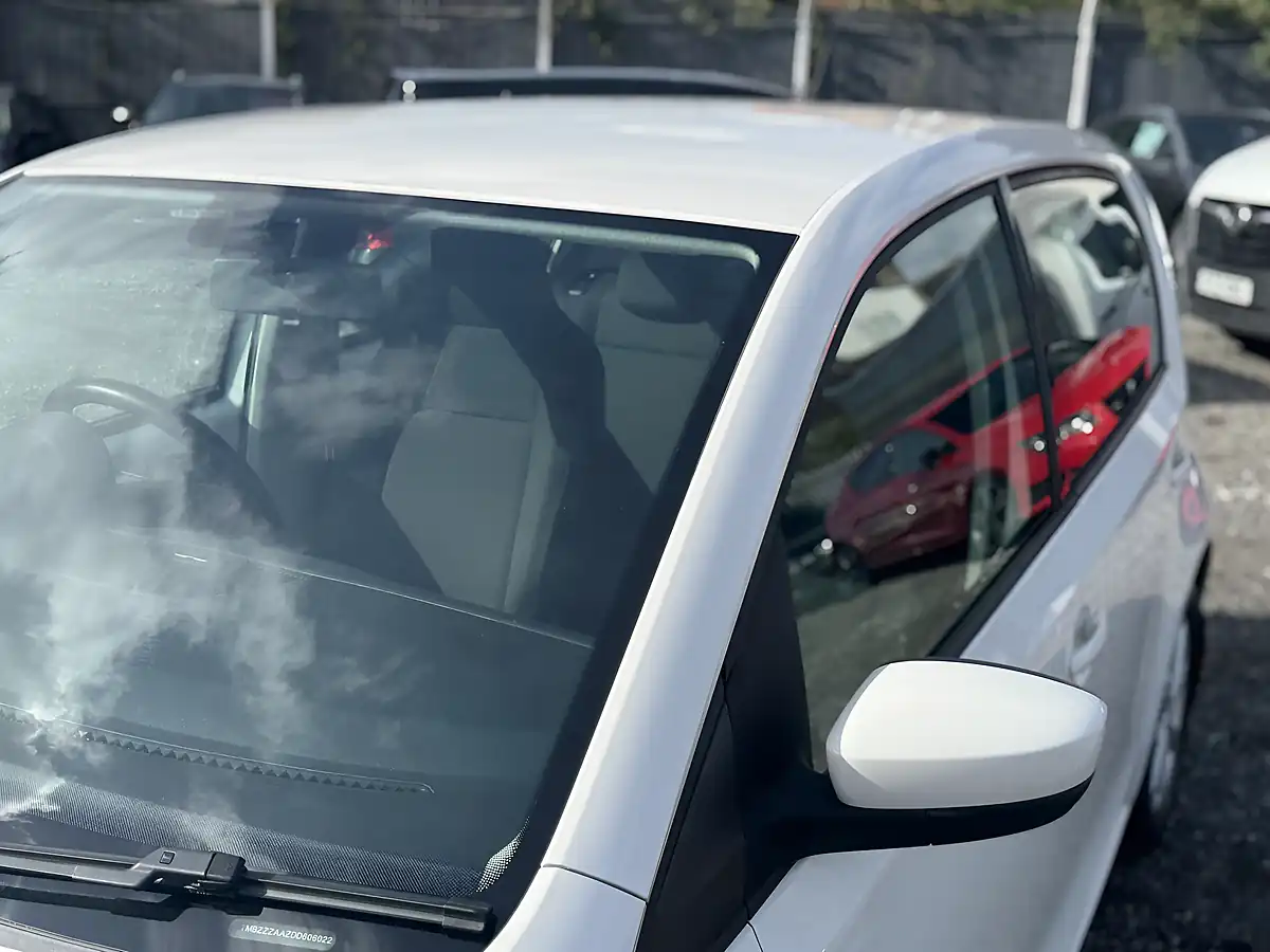 Used 2012 Skoda Citigo Elegance White - Interior and Exterior details 10